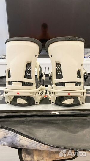 Крепления Burton Malavita EST Wing M