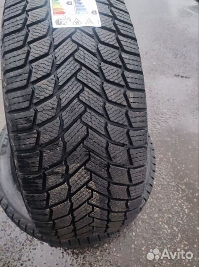 Michelin X-Ice Snow SUV 245/50 R19 105T