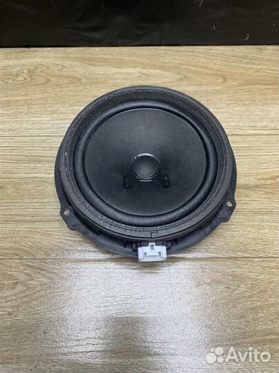 Динамик Land Rover Freelander 2