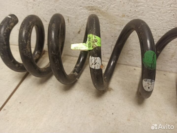 Пружина задняя Киа Stinger