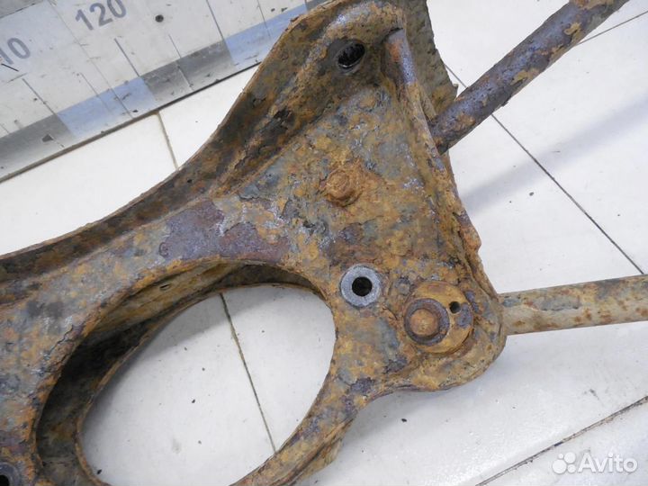 Балка задняя RAV 4 2000-2005