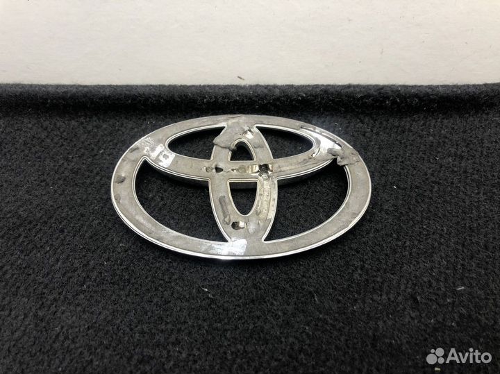 Эмблема Toyota Rav 4 2006-2013