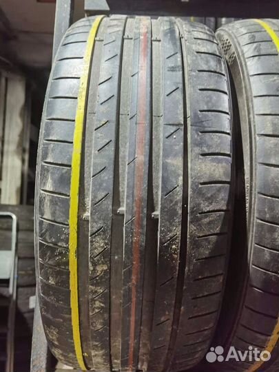 Kumho Ecsta PS71 225/35 R19 88L