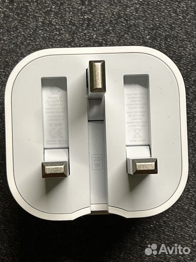 Оригинальный блок питания iPad Pro 20W новый