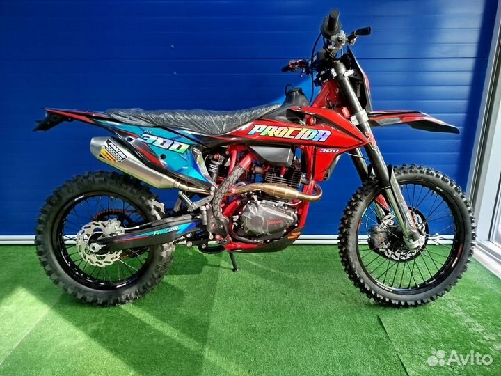 Полноразмерный мотоцикл в наличии procida PR300