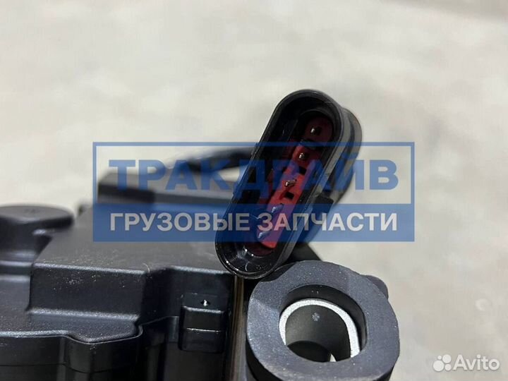 Трапеция стеклоочистителя для Ситрак C7H и Хово T5