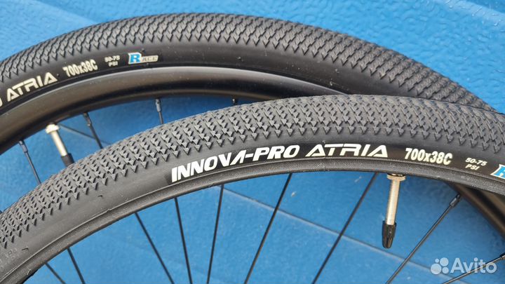 Колесо заднее Specialized 700С