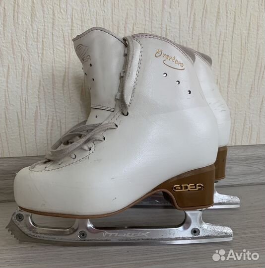 Коньки для фигурного катания