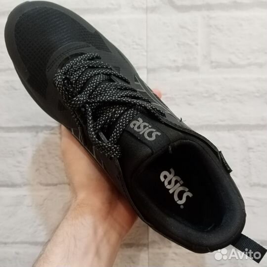 Кроссовки Asics Байка