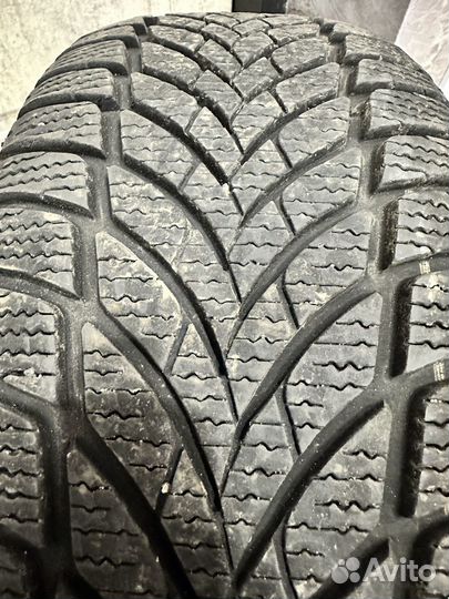 Goodyear UltraGrip Ice 2 205/55 R16
