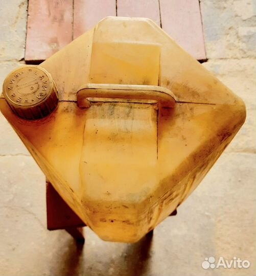 Канистра пластиковая 20 л