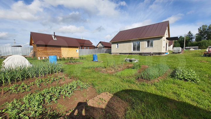 Дом 159 м² на участке 11 сот.