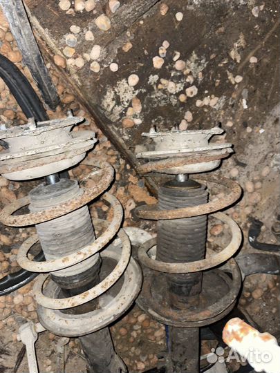 Стойки на bmw e36