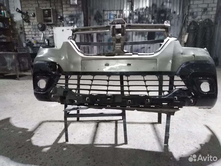 Бампер на renault