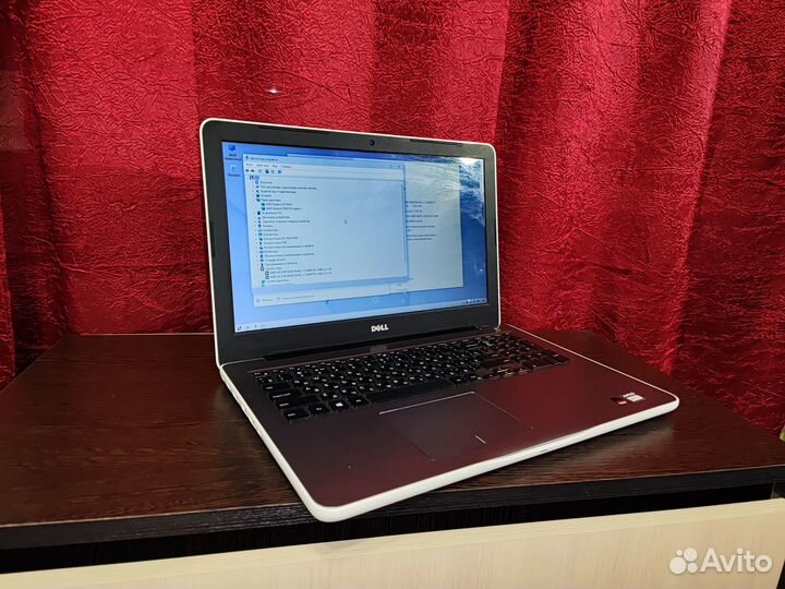 Ноутбук Dell p66f