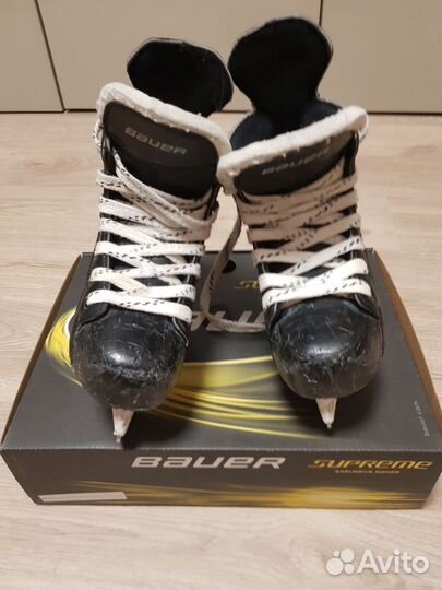 Хоккейные коньки bauer