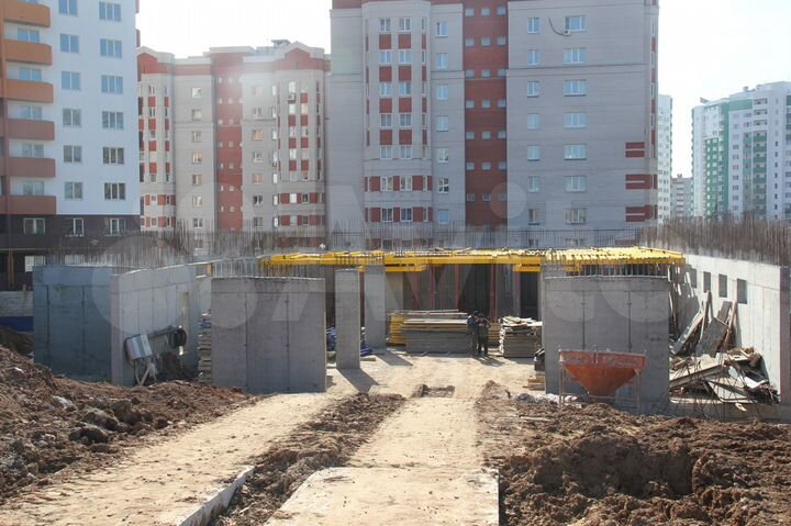 1-к. квартира, 52,4 м², 3/17 эт.