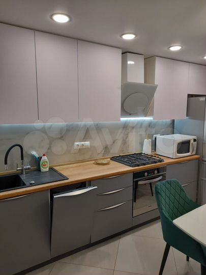 2-к. квартира, 73 м², 3/5 эт.