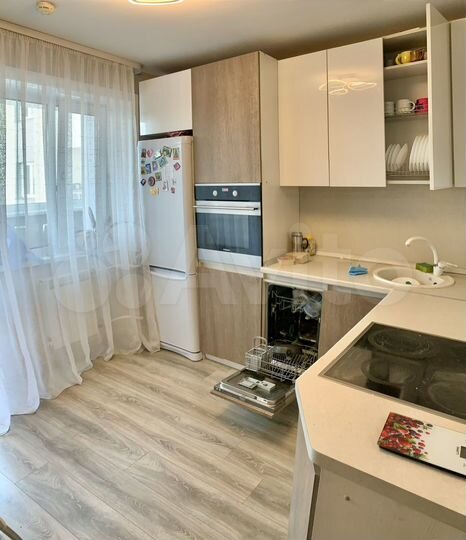 2-к. квартира, 59 м², 8/9 эт.