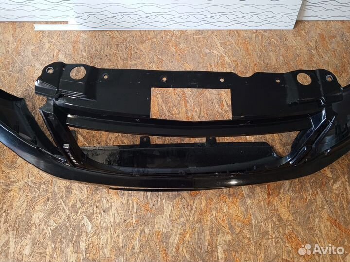 Передний бампер LADA Granta 1