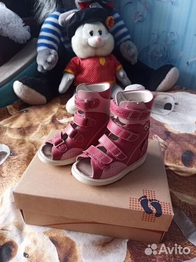 Ортопедическая обувь для девочки