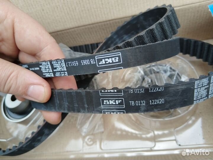 Комплект ремней грм с роликами