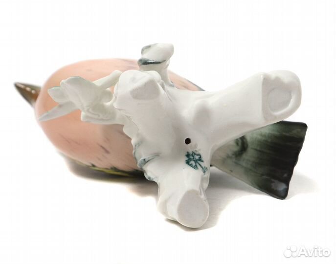Фарфоровая фигура 