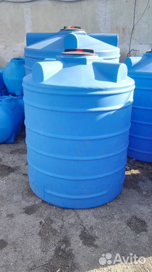 Емкость для воды 1000 литров пластик