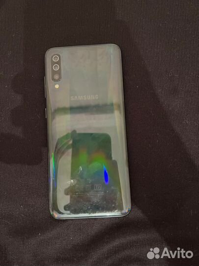 Samsung Galaxy A70, 6/128 ГБ