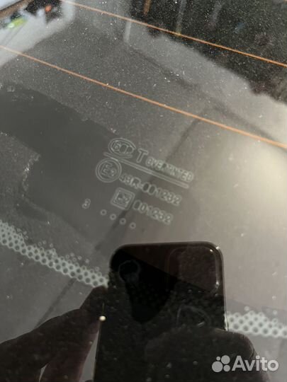 Крышка багажника гранта лифтбэк