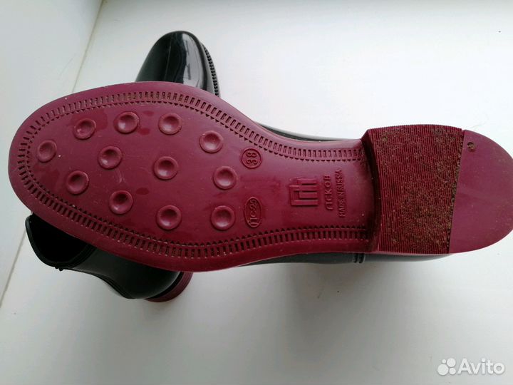 Резиновые сапоги