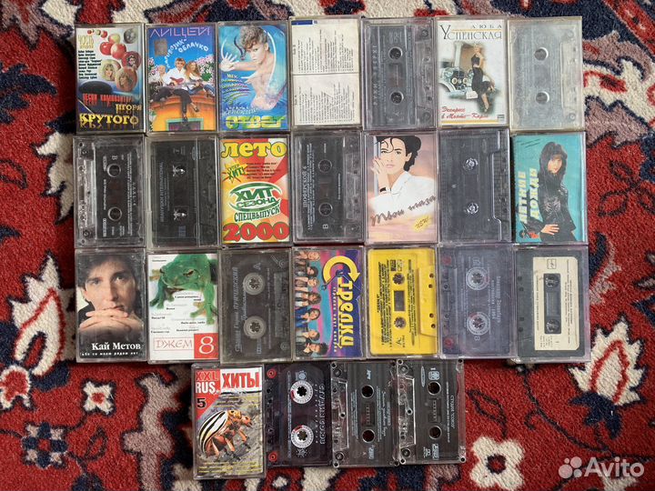 DVD MP3 VHS диски кассеты