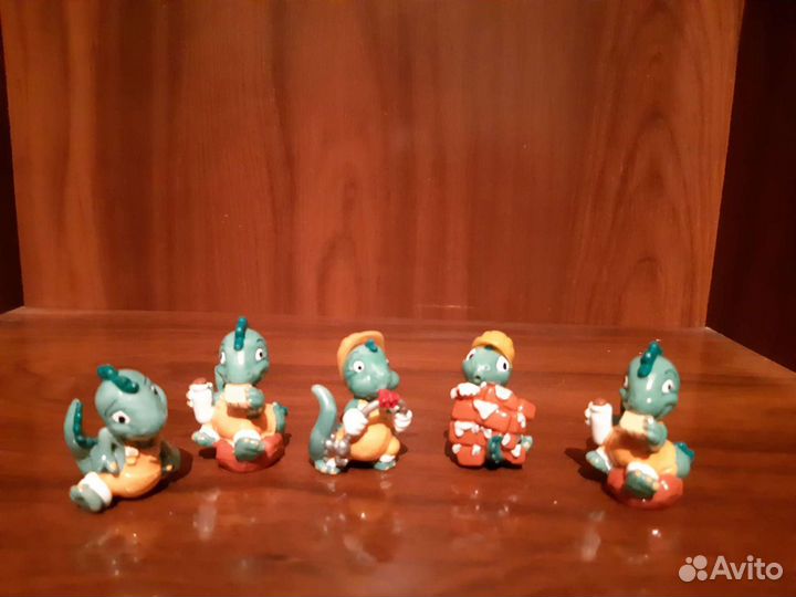 Киндеры из 90 х. Серии львы,бегемоты и другие