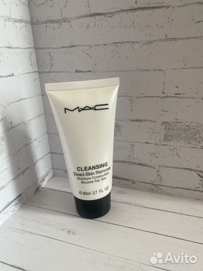 Пилинг для лица Lancome, MAC