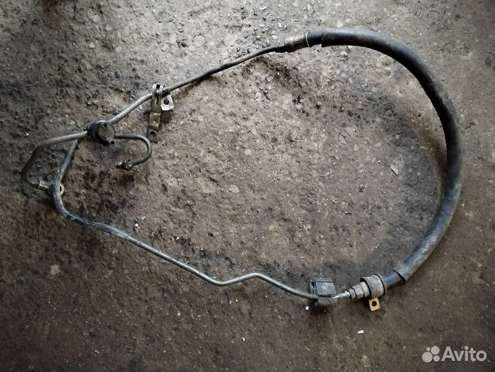 Шланг,трубка гур Митсубиси Галант 8