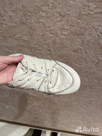 Кроссовки для чирлидинга