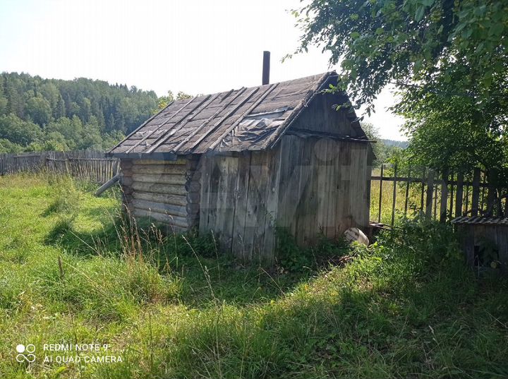 Дом 28,7 м² на участке 15 сот.