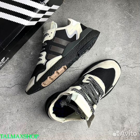 Кроссовки Adidas