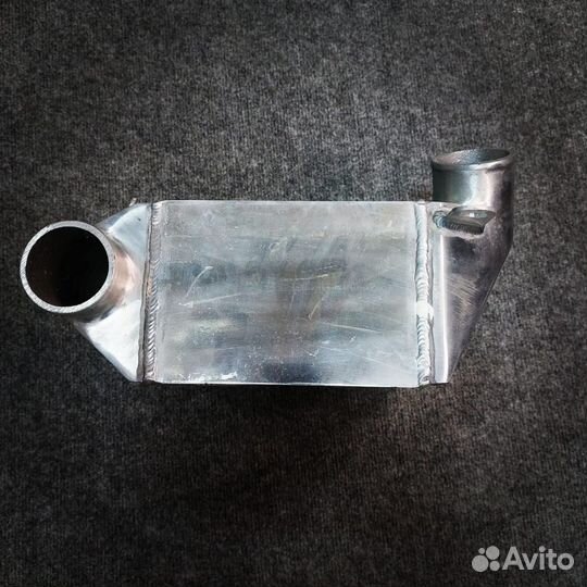 Интеркулер универсальный - Volkswagen Golf MK4 02