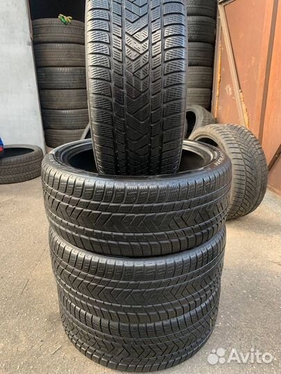 Pirelli Scorpion Winter 265/40 R22 106W