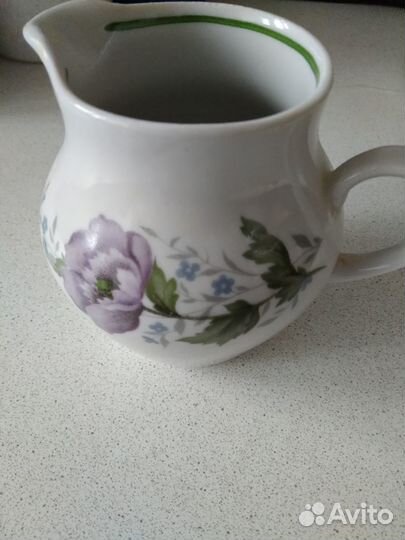 Молочник новый