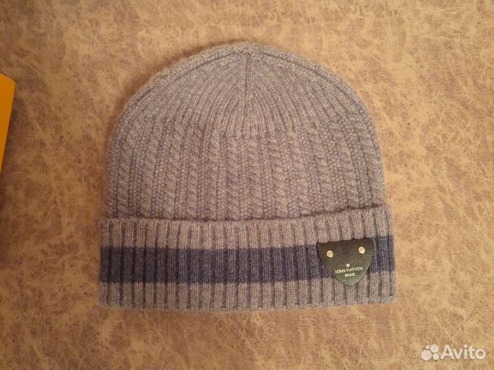 Шапка вязаная шерстяная