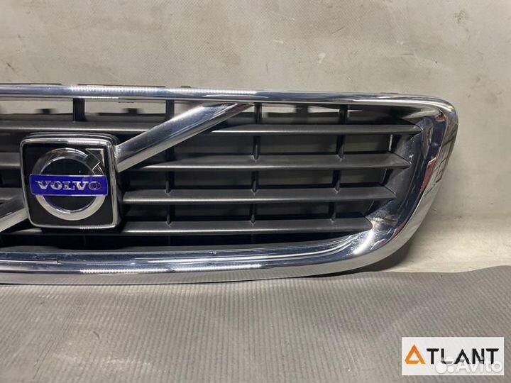 Решетка volvo V50,S40