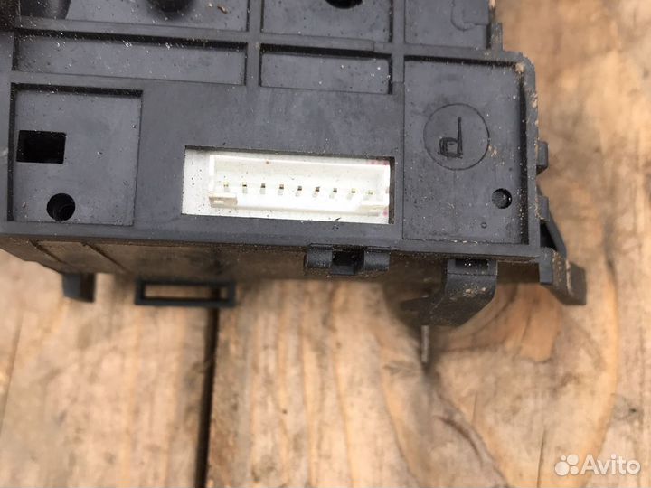 Подрулевой переключатель рено сценик 2 2008г
