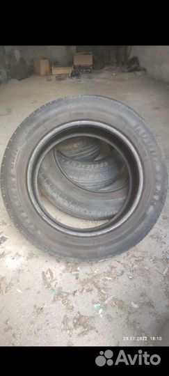 Goodyear EfficientGrip SUV 205/60 R16