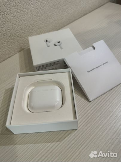 Беспроводные наушники airpods 3