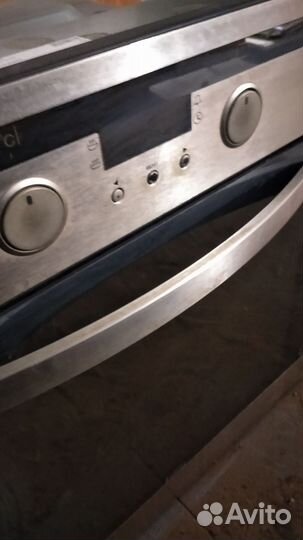 Духовой шкаф