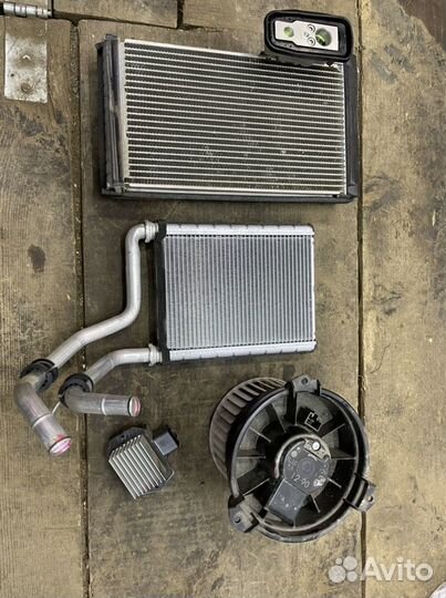 Мотор заднего отопителя Toyota Highlander 2