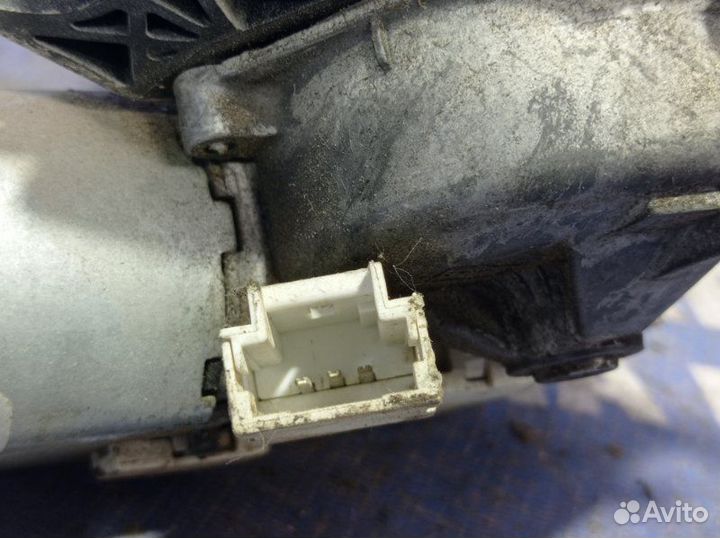 Моторчик заднего дворника Renault Duster кроссовер