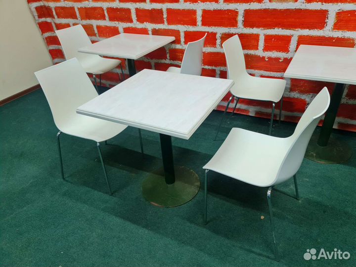 Столы для кафе